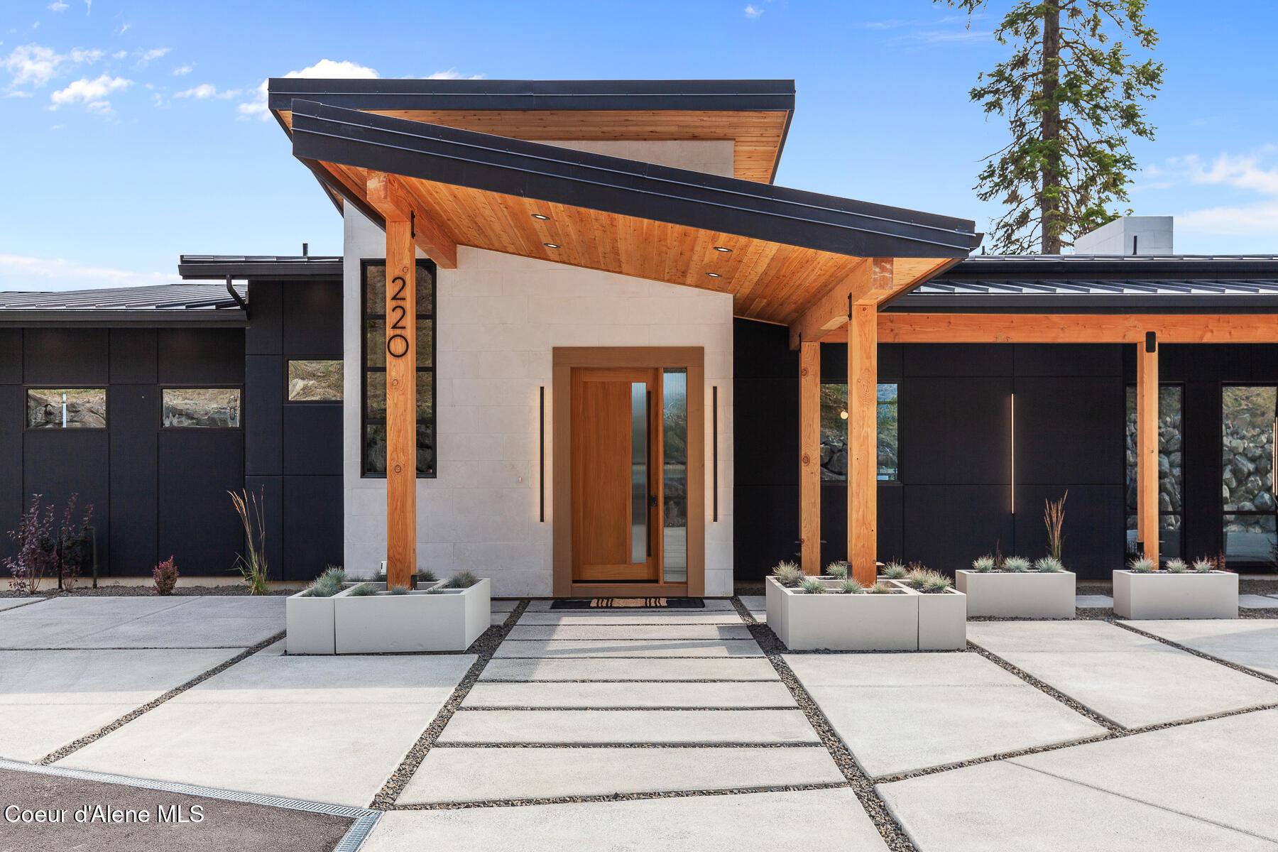 Image 4: 220SMillviewLn-3