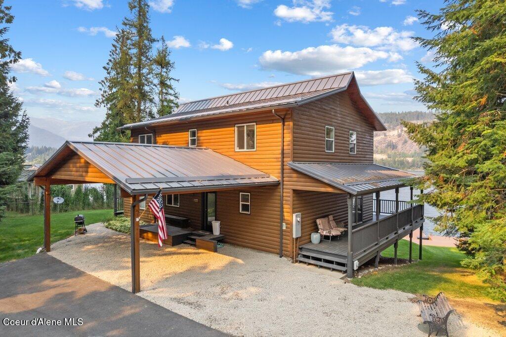 Image 3: Front of Home
