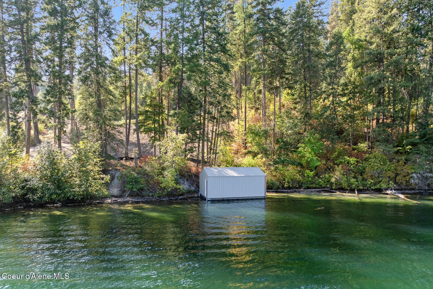 Image 2: Aerial_MillviewLnLot-2