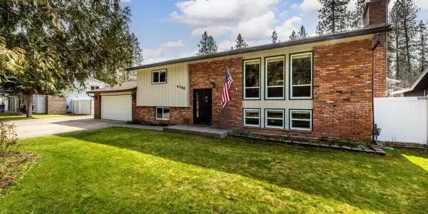 4180 E Evergreen Dr