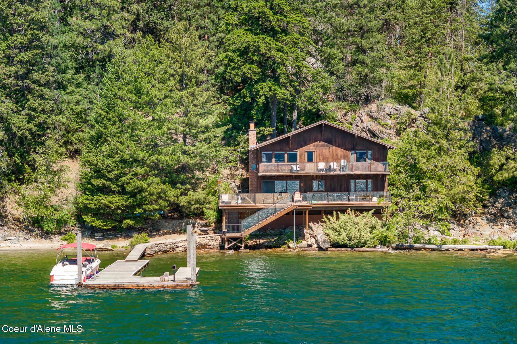 Image 3: Aerial_CascoBayCabin-3