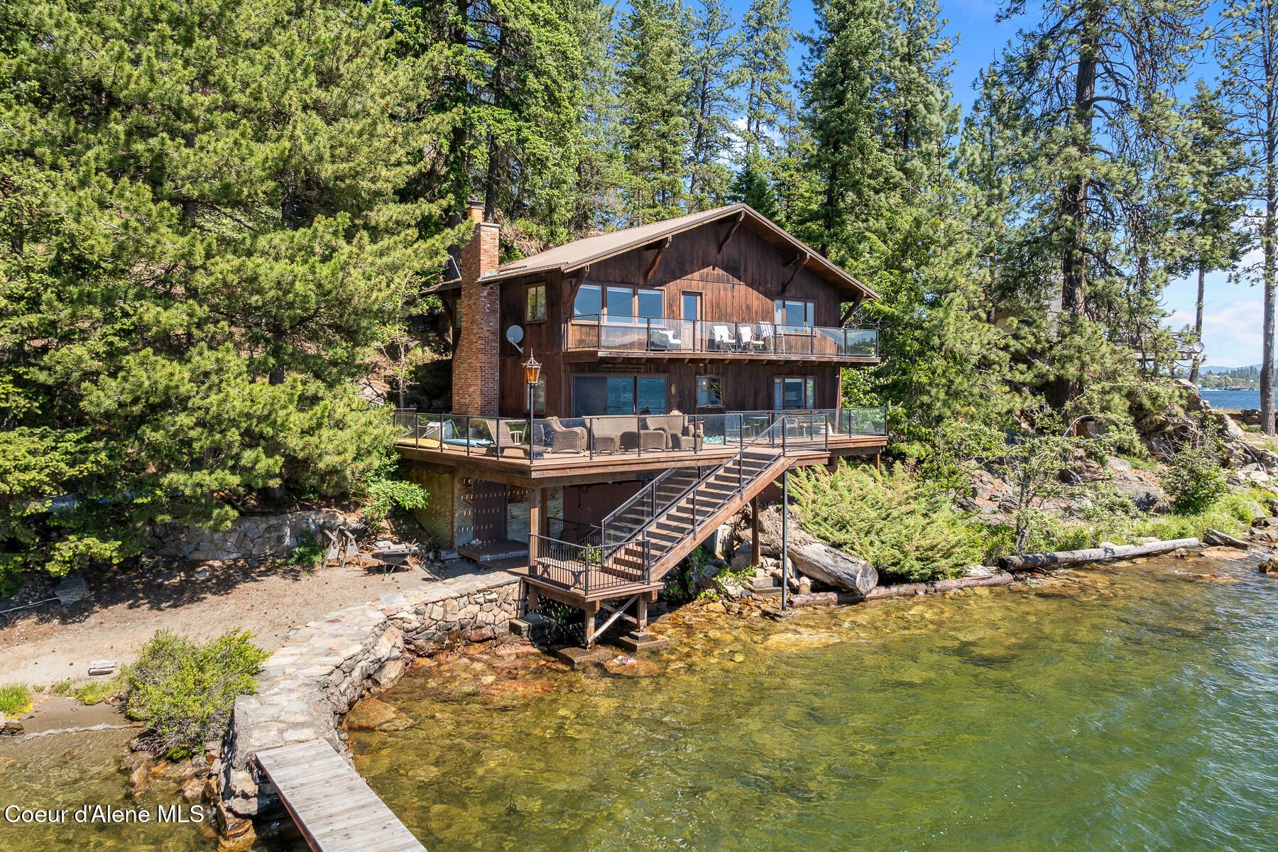 Image 4: Aerial_CascoBayCabin-4