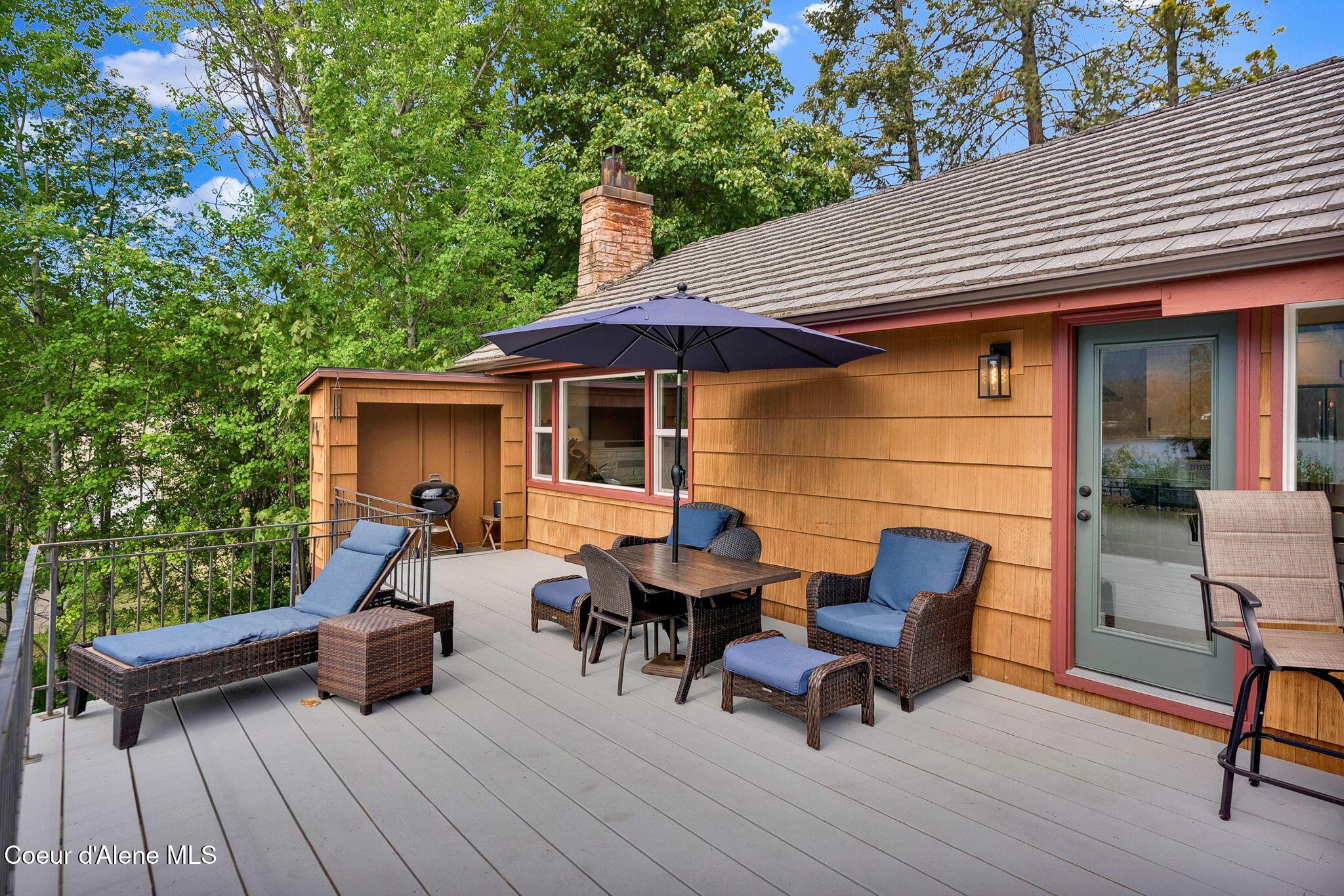 Image 4: 41-web-or-mls-SkyLight - Northshore (DM)