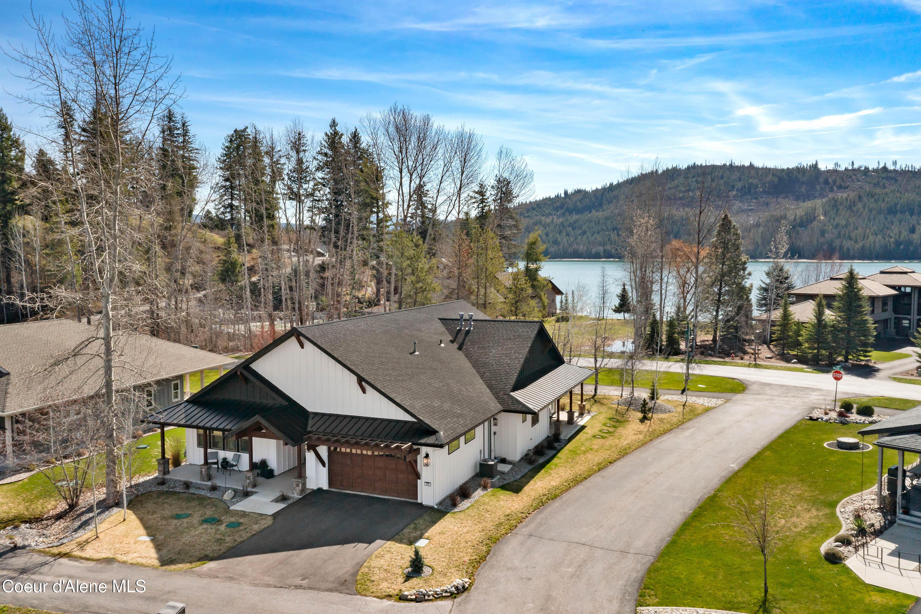 Image 1: Aerial 403 Slaveck