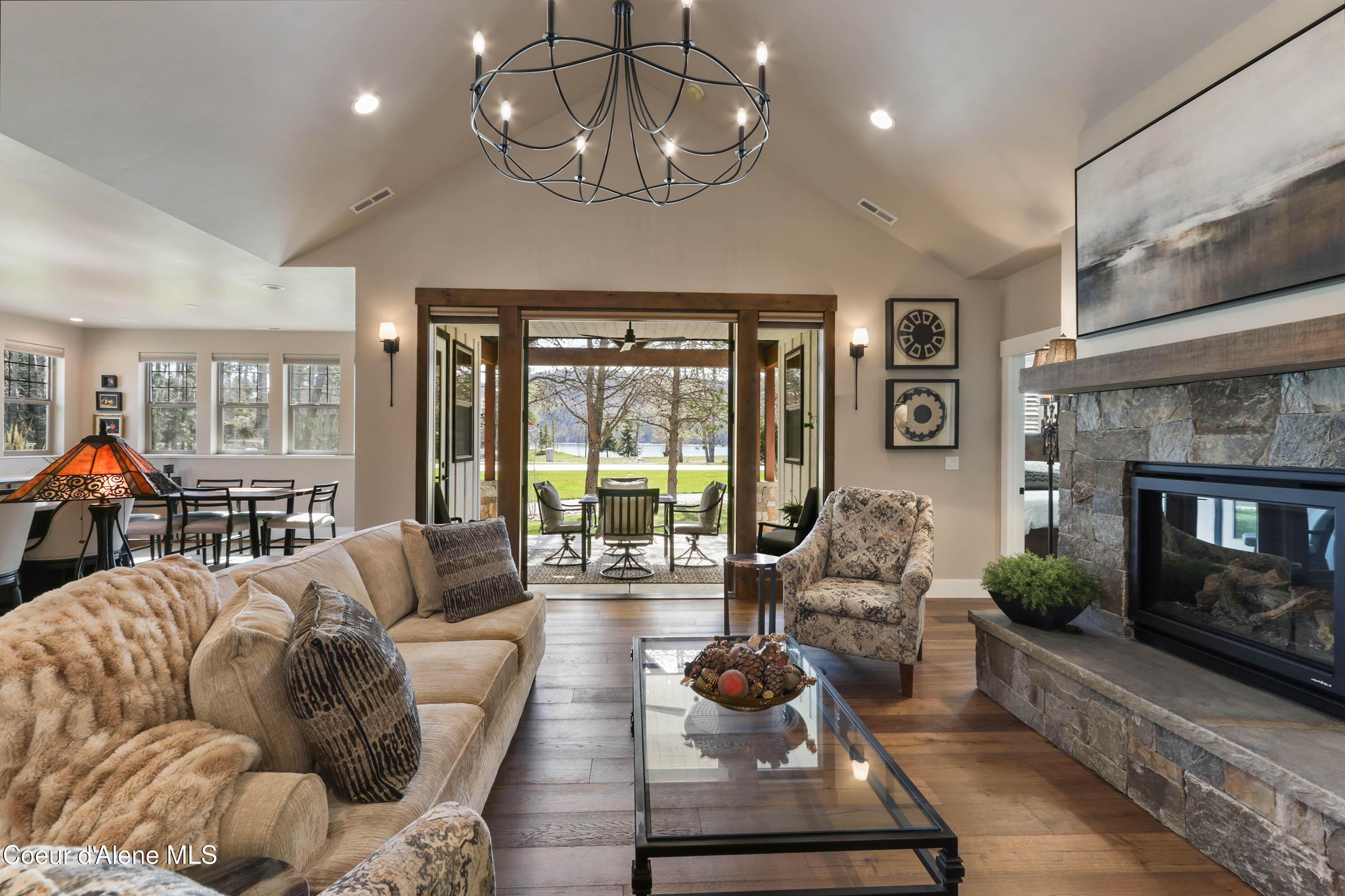 Image 3: Living Room to Patio