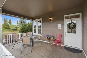 Image 3: FRONT PORCH