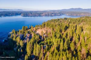 4088 E Upper Hayden Lake Rd