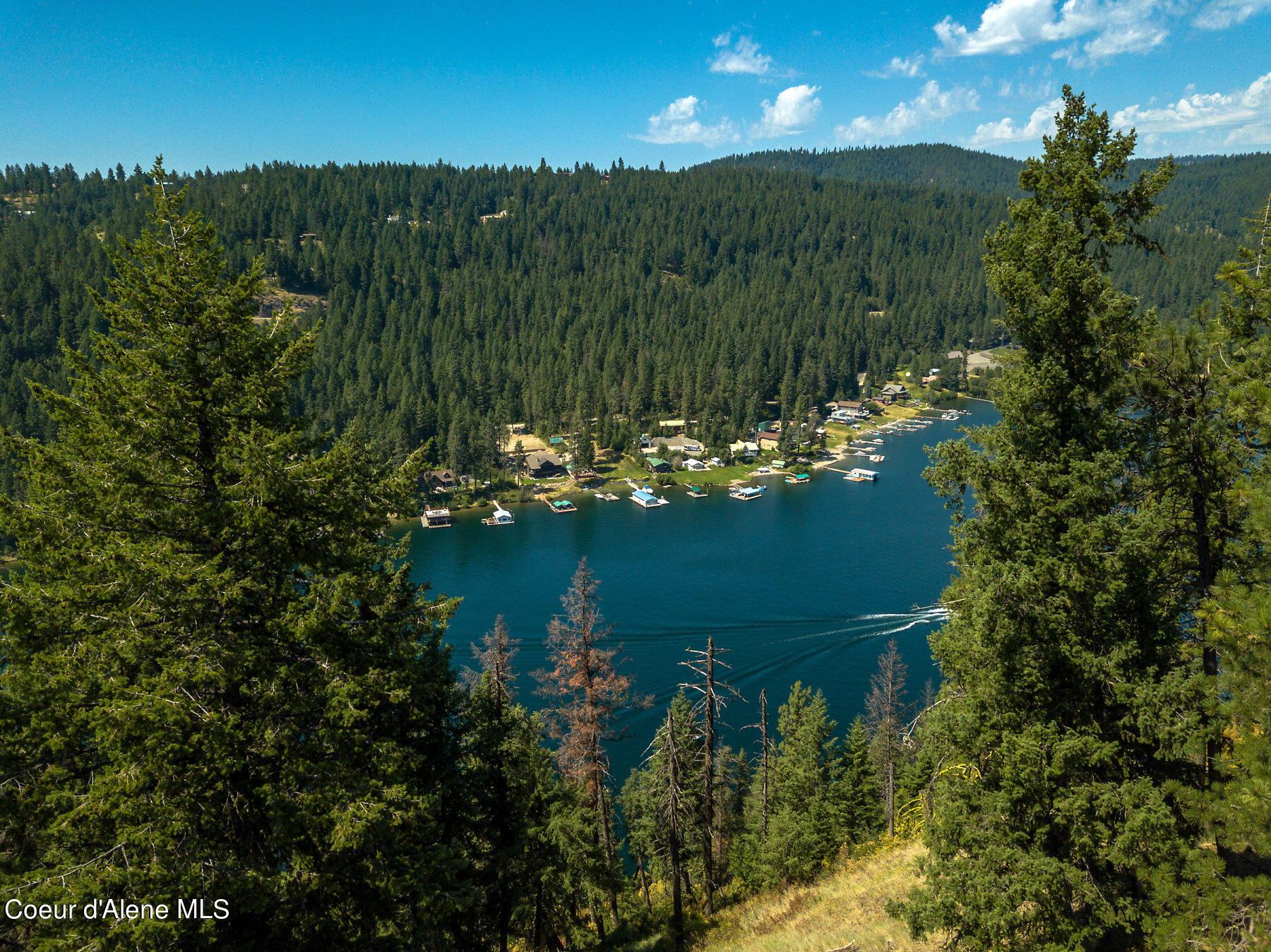Image 3: YellowstoneTrail-small