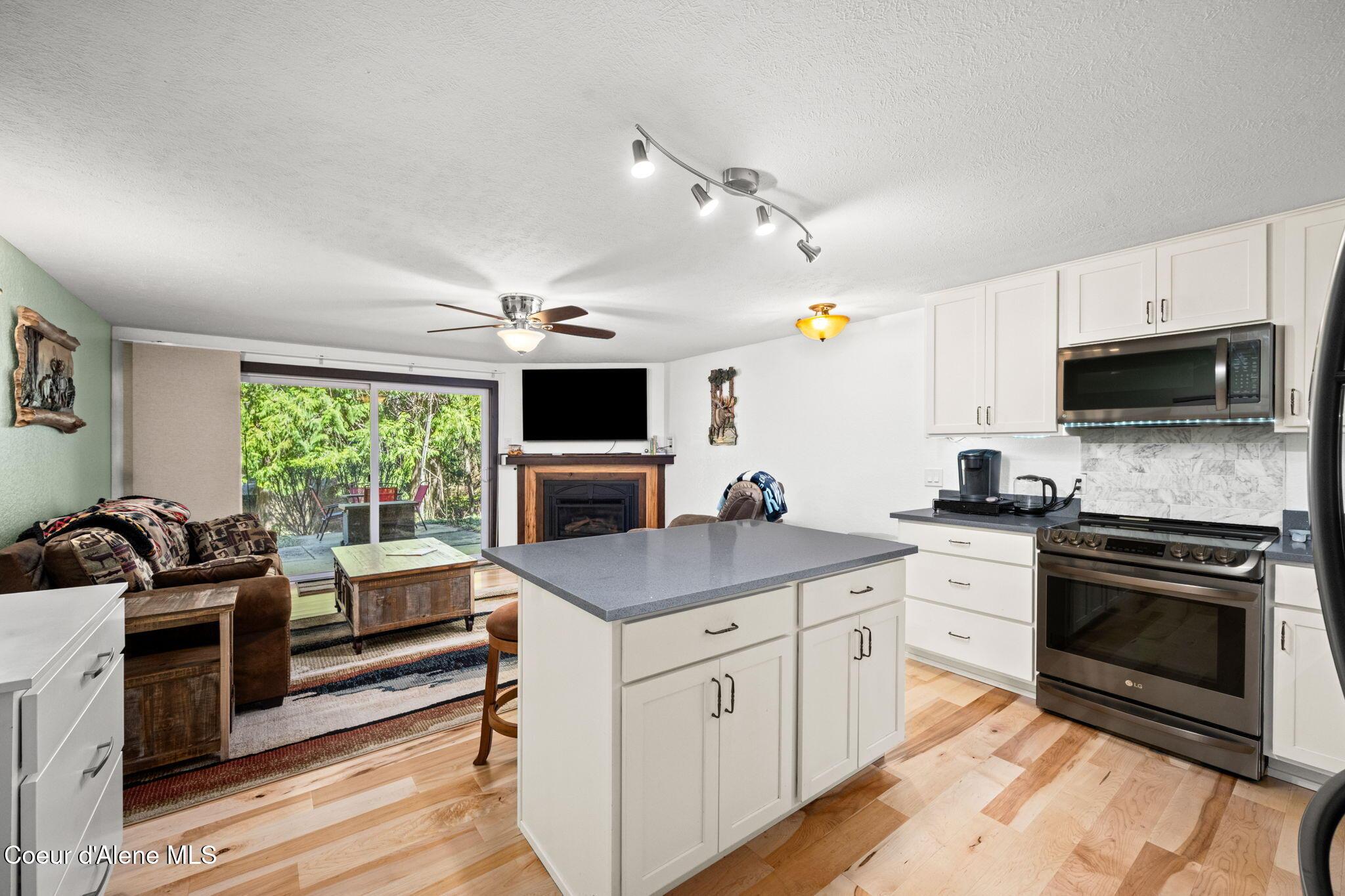 Image 1: 11-web-or-mls-DSC_5420