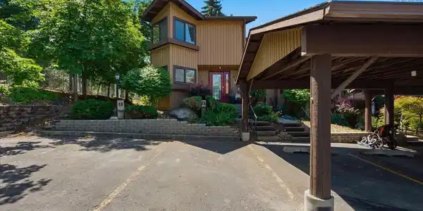 600 W Hubbard AVE Unit APT 12