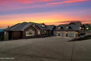 3420 E Falcon Ridge Ct