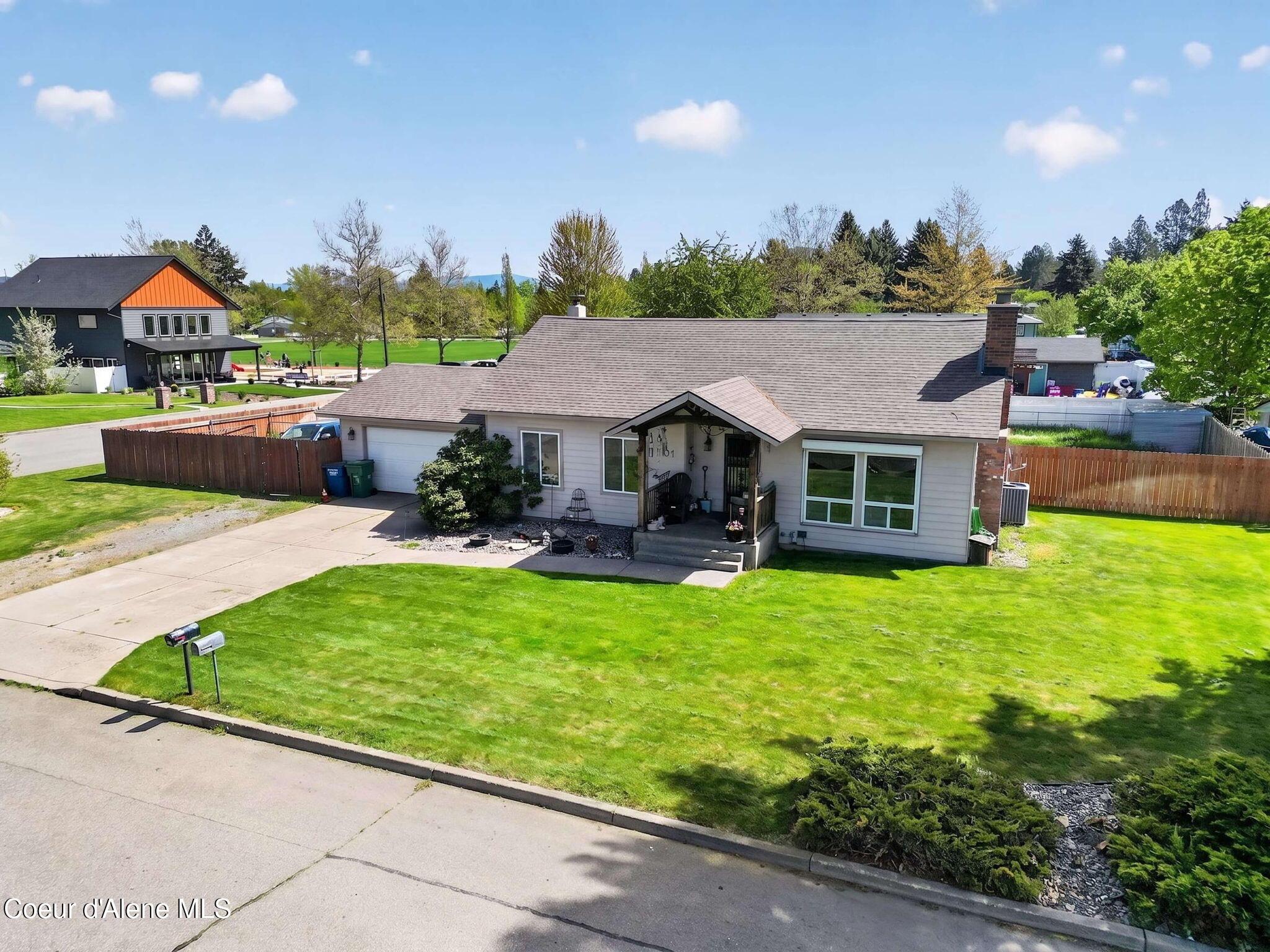 Image 2: 2-web-or-mls-002_DJI_0761