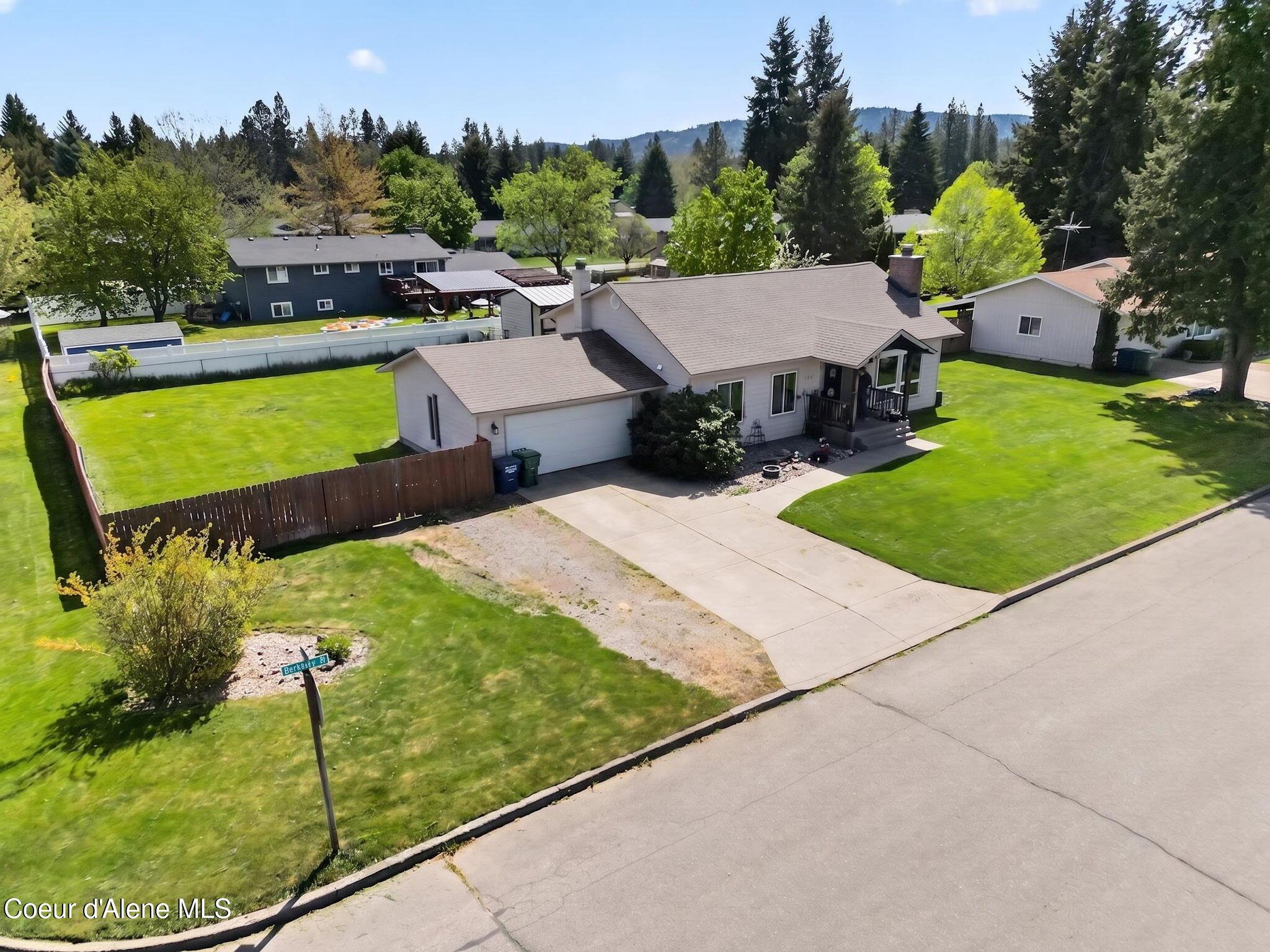 Image 3: 3-web-or-mls-003_DJI_0756