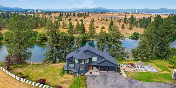 Image 3: Home Aerial 2