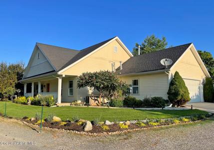 1306 Vineyard Dr