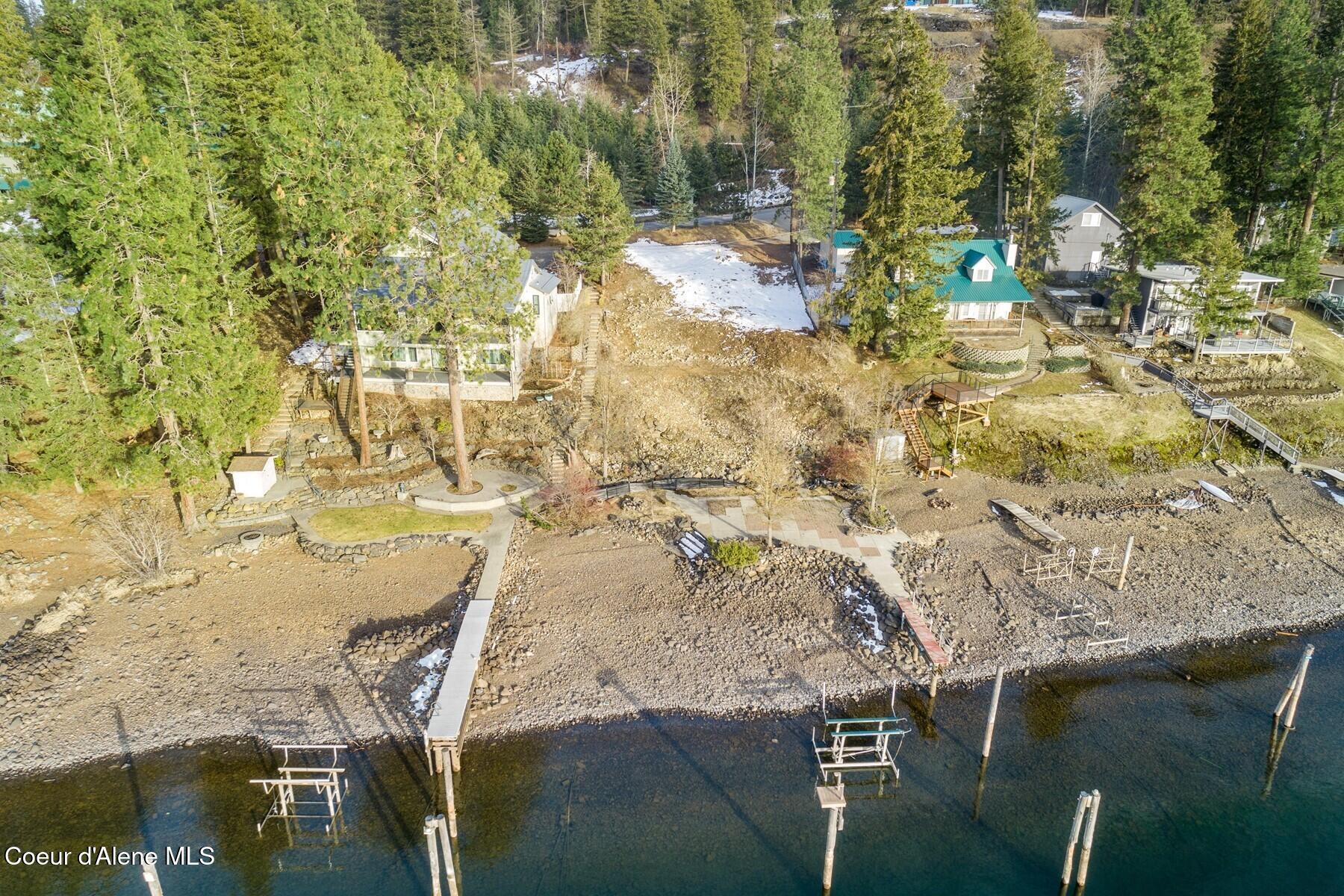 Image 3: Waterfront Homesite - ready!