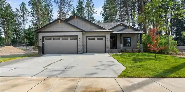 2045 E Plaza Ct.