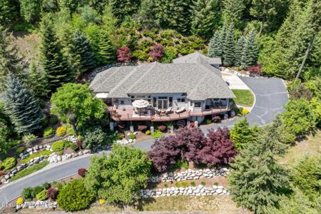 555 W Harbor View DR