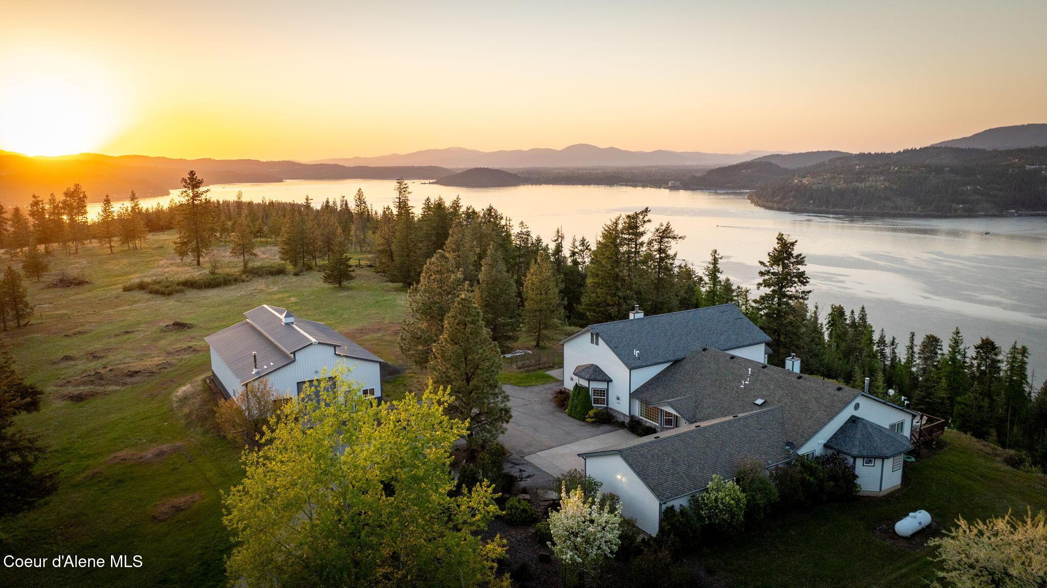 Image 2: 33-web-or-mls-DJI_0076