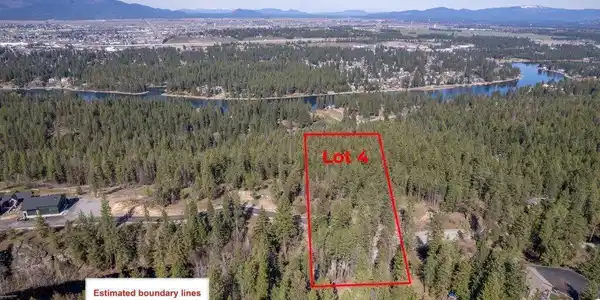 Image 3: 004-WalkinshawLots34-CoeurdAlene-ID-8381