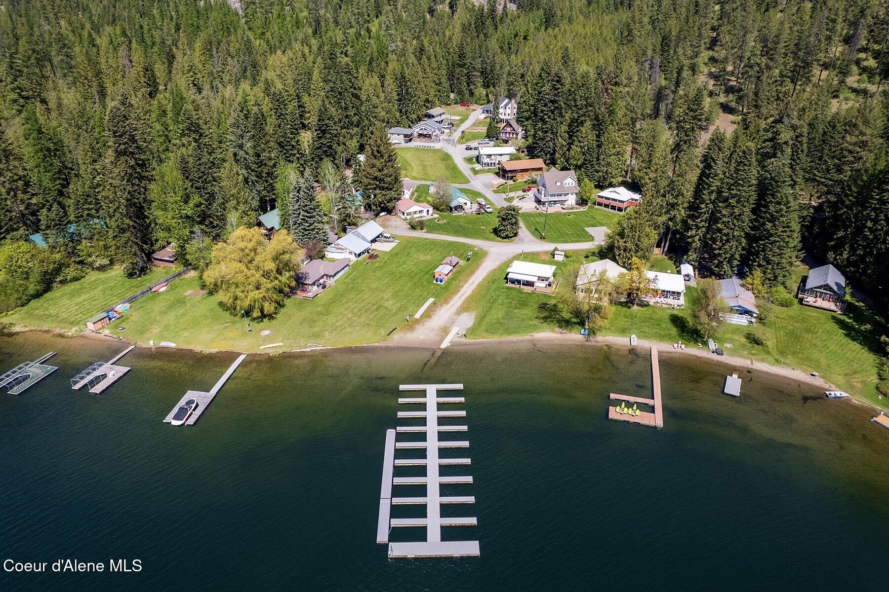 Image 1: Bronze Bay