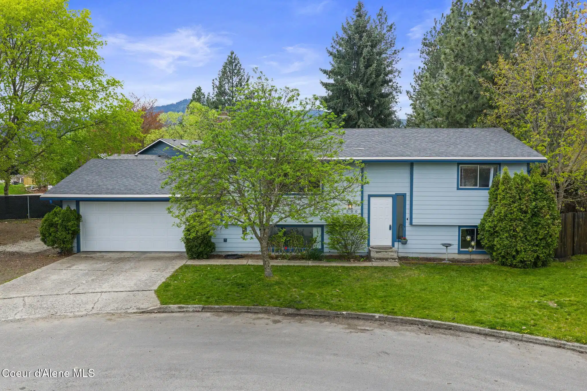 Image 1: 1500 E Brook Dr