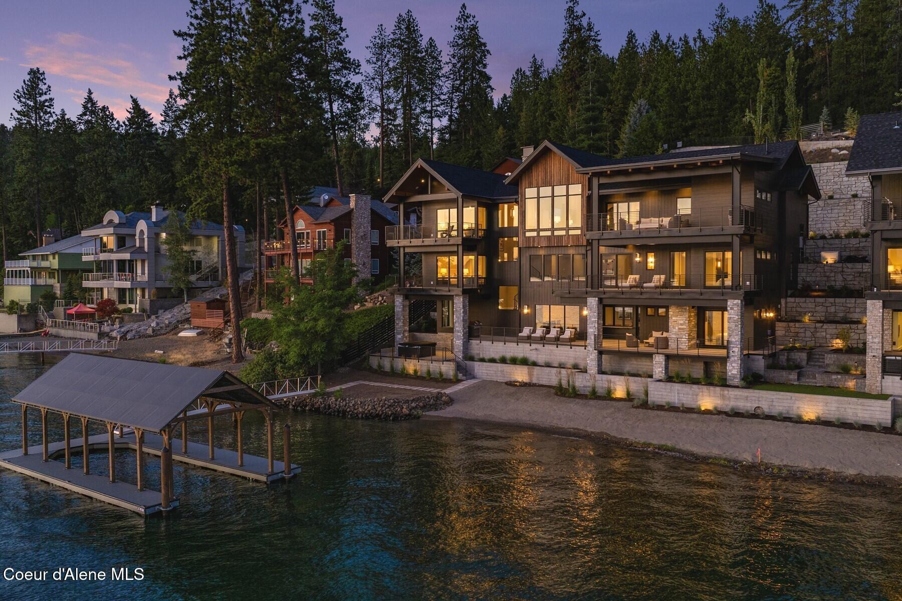 Image 1: Bennett Bay Luxury Waterfront