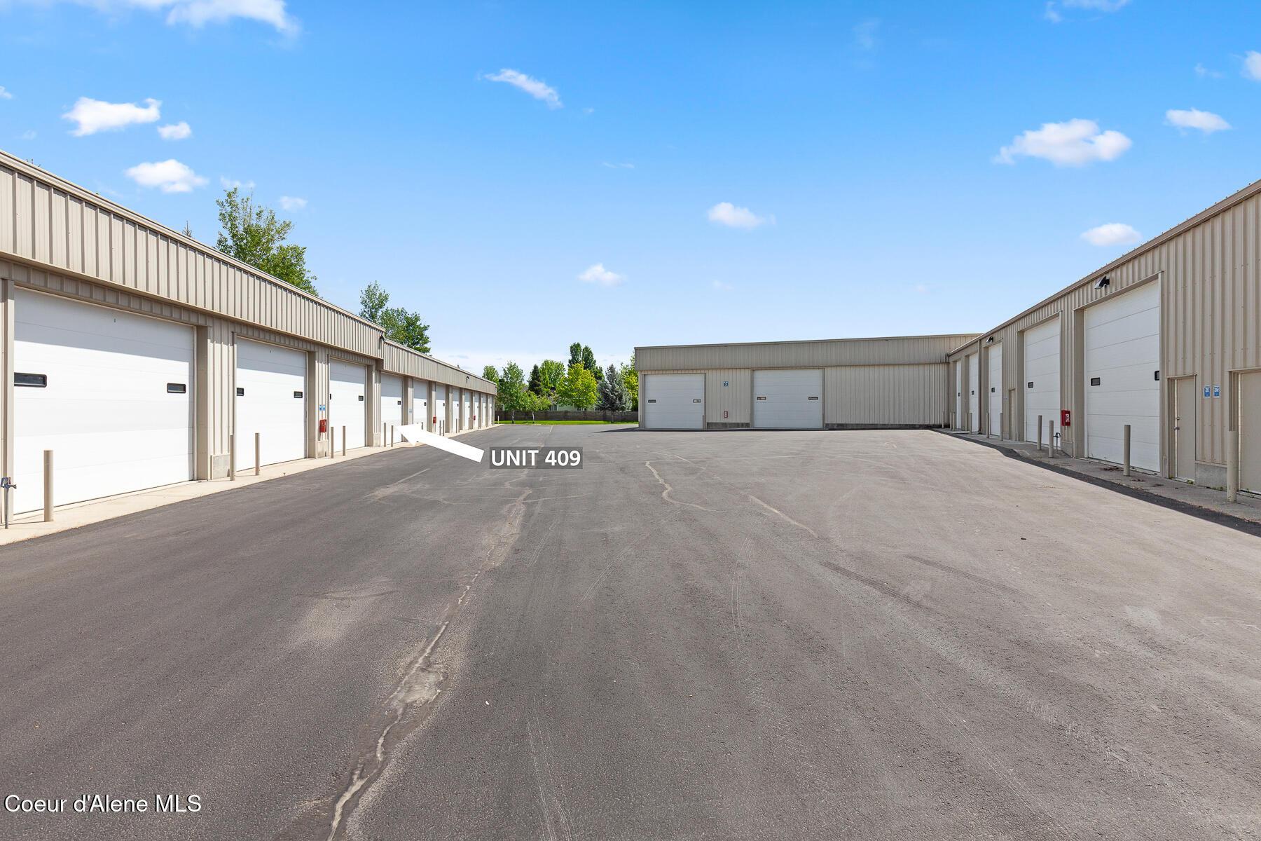 Image 4: GarageTownUnit409-2_Labeled