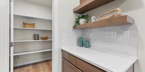 Image 4: Orchard Encore - Kitchen 3