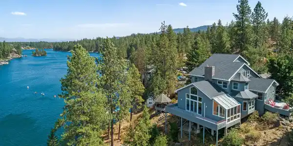 255 S THERESA TERRACE DR