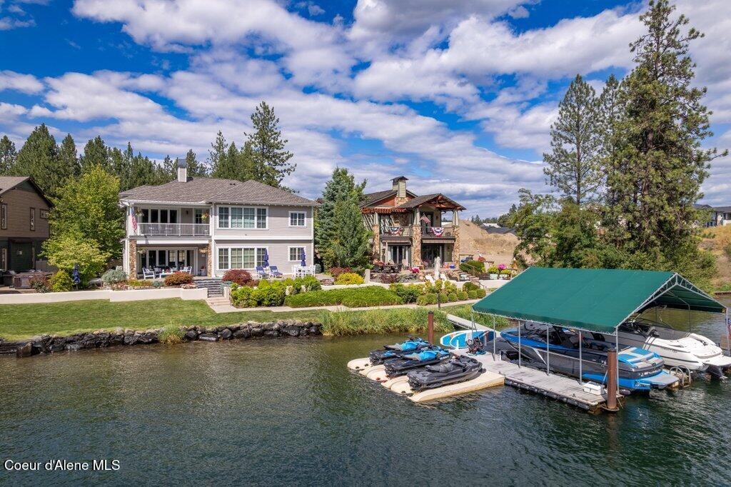 Image 3: Waterfront w/ Dock