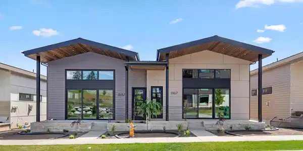 3167 N Veneer RD