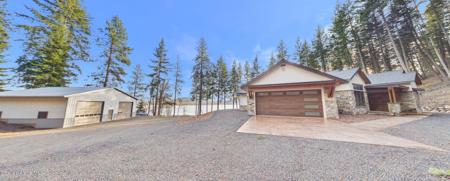 1413 E Round Lake RD