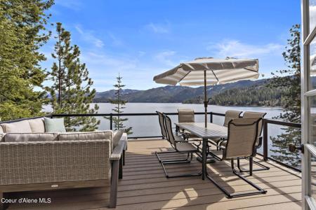5527 HAYDEN LAKE