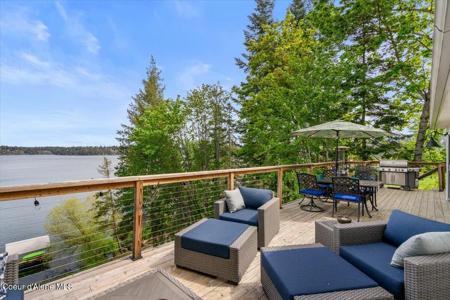 2937 E Upper Hayden Lake RD