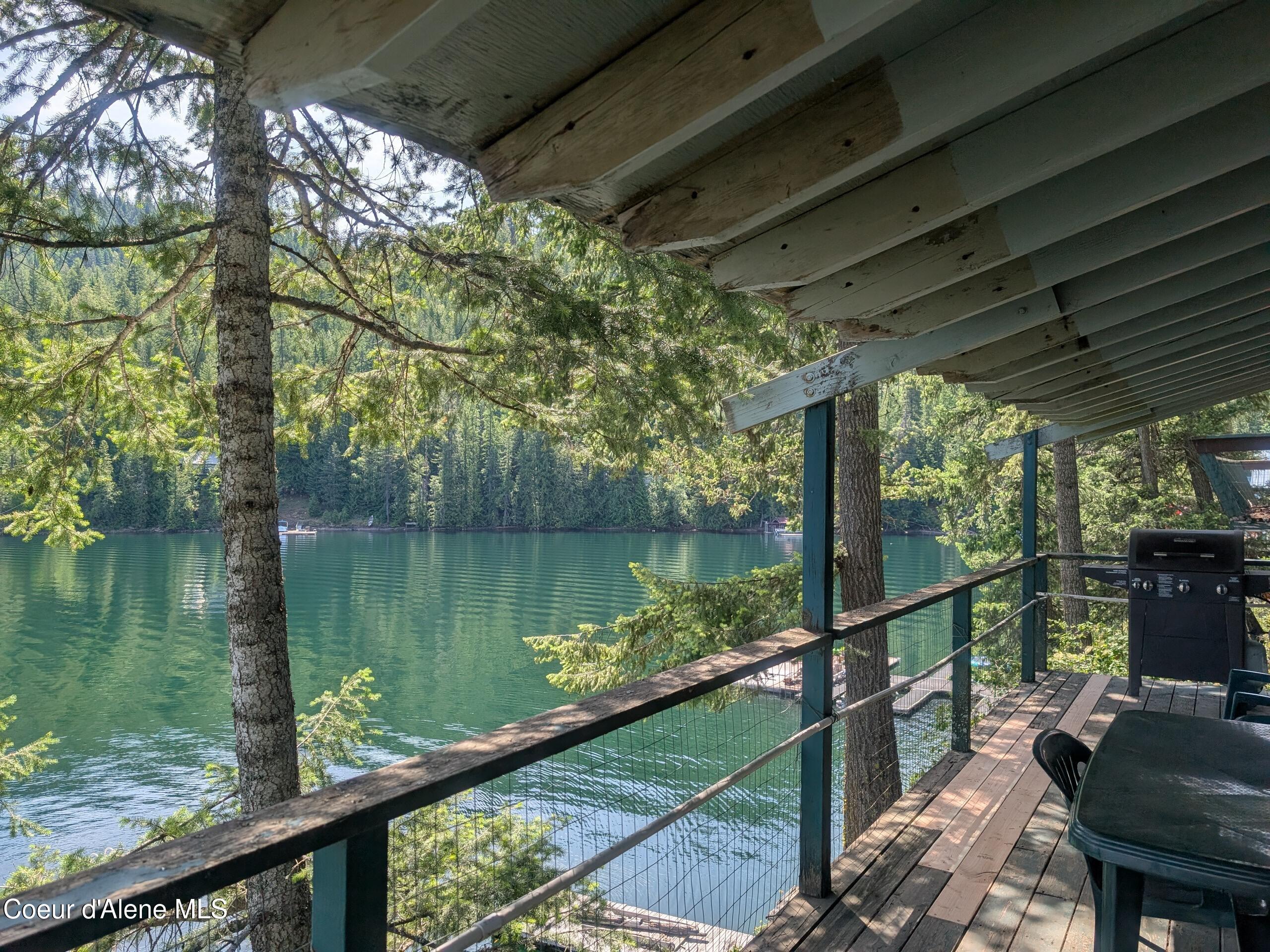 Image 2: Covered Deck 4