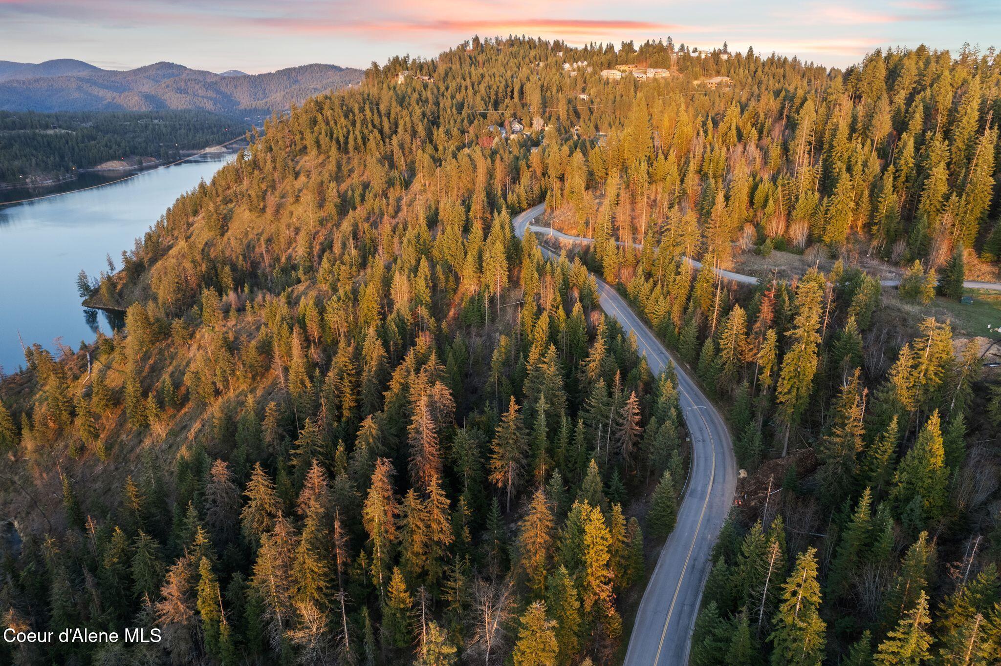 Image 3: mls_Inside-Spokane-Potlatch Twilight-9