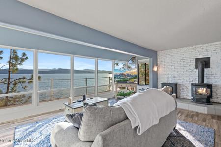 2233 S Silver Beach Rd