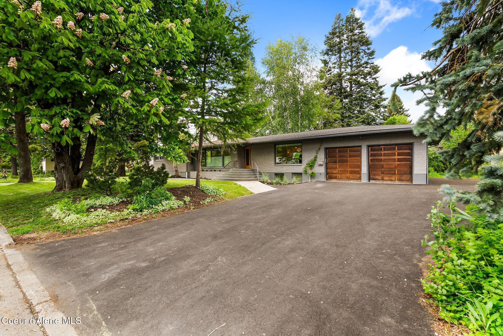 Image 4: 1104 Birch Street
