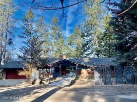 1415 Royal Anne