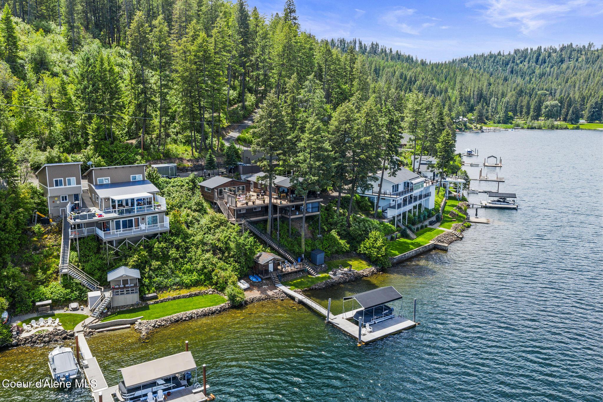 Image 1: Incredible Waterfront Property!