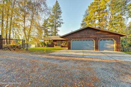 18469 W RIVERVIEW DR