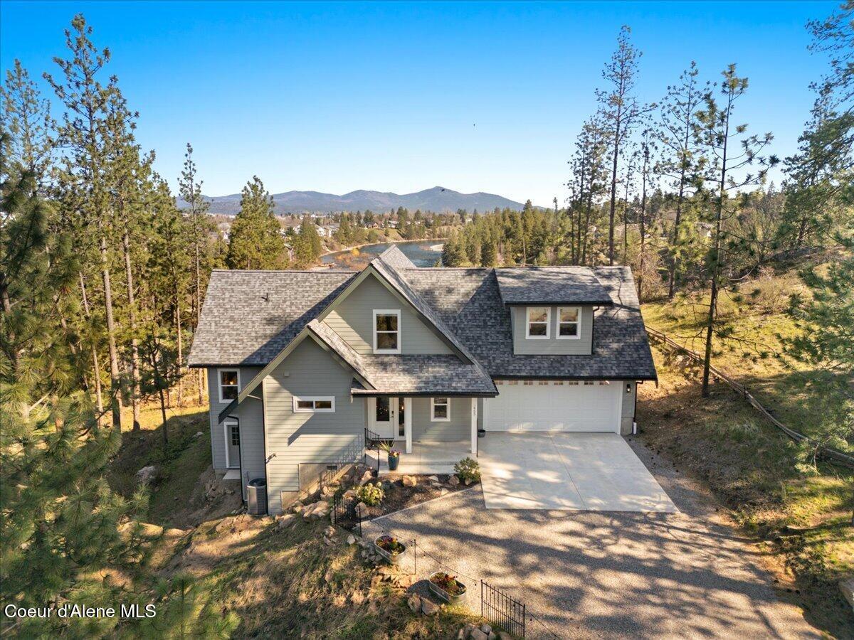 Image 2: Welcome to your custom riverfront home!