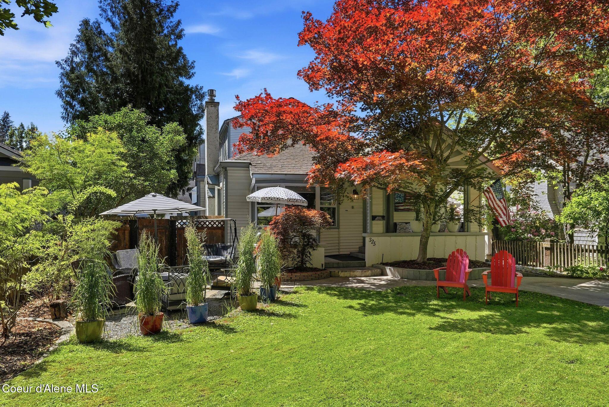 Image 2: Charming Curb Appeal