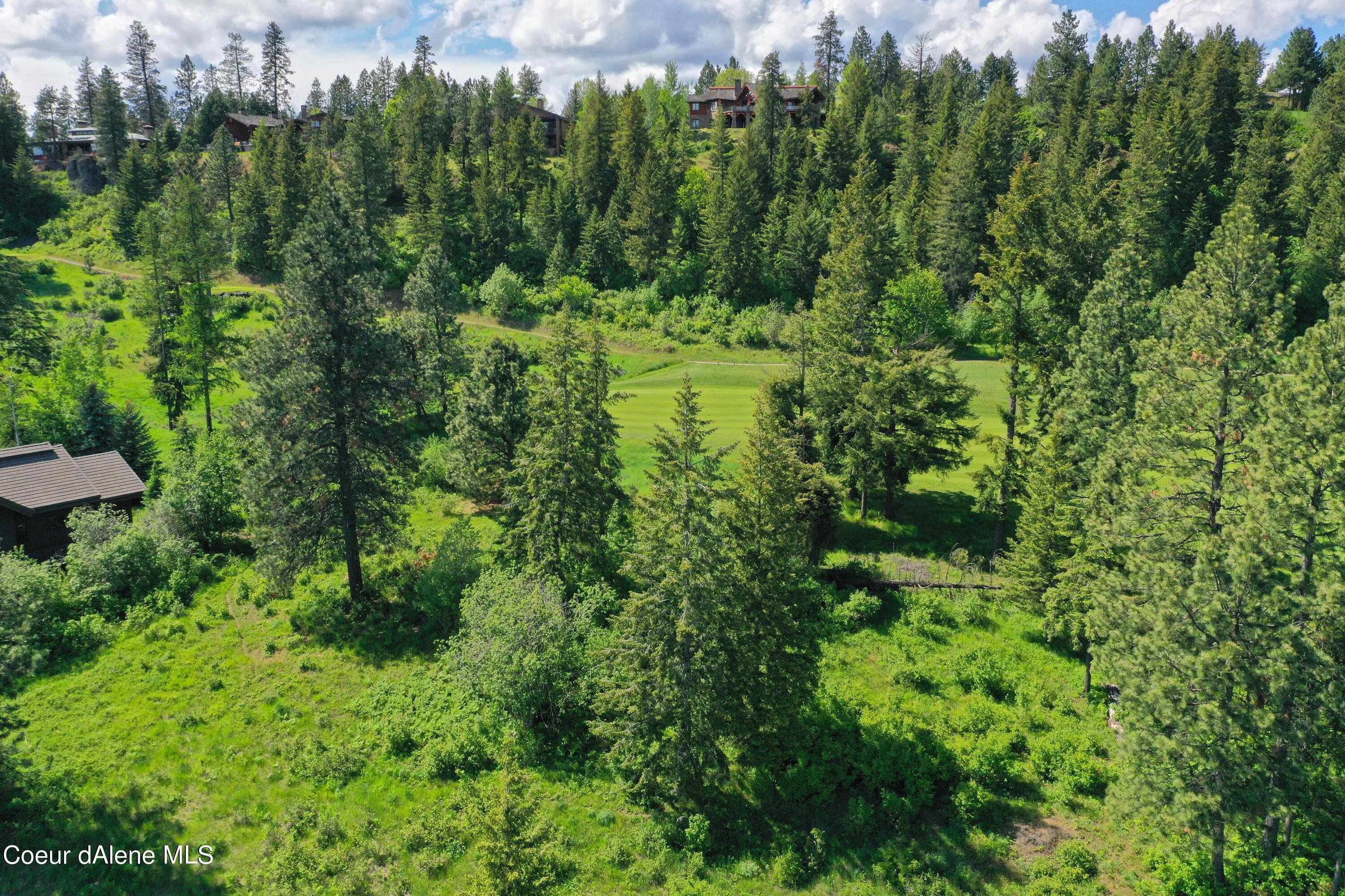 Image 3: Situated off the 12th Hole