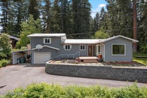 10487 Hauser Lake Rd