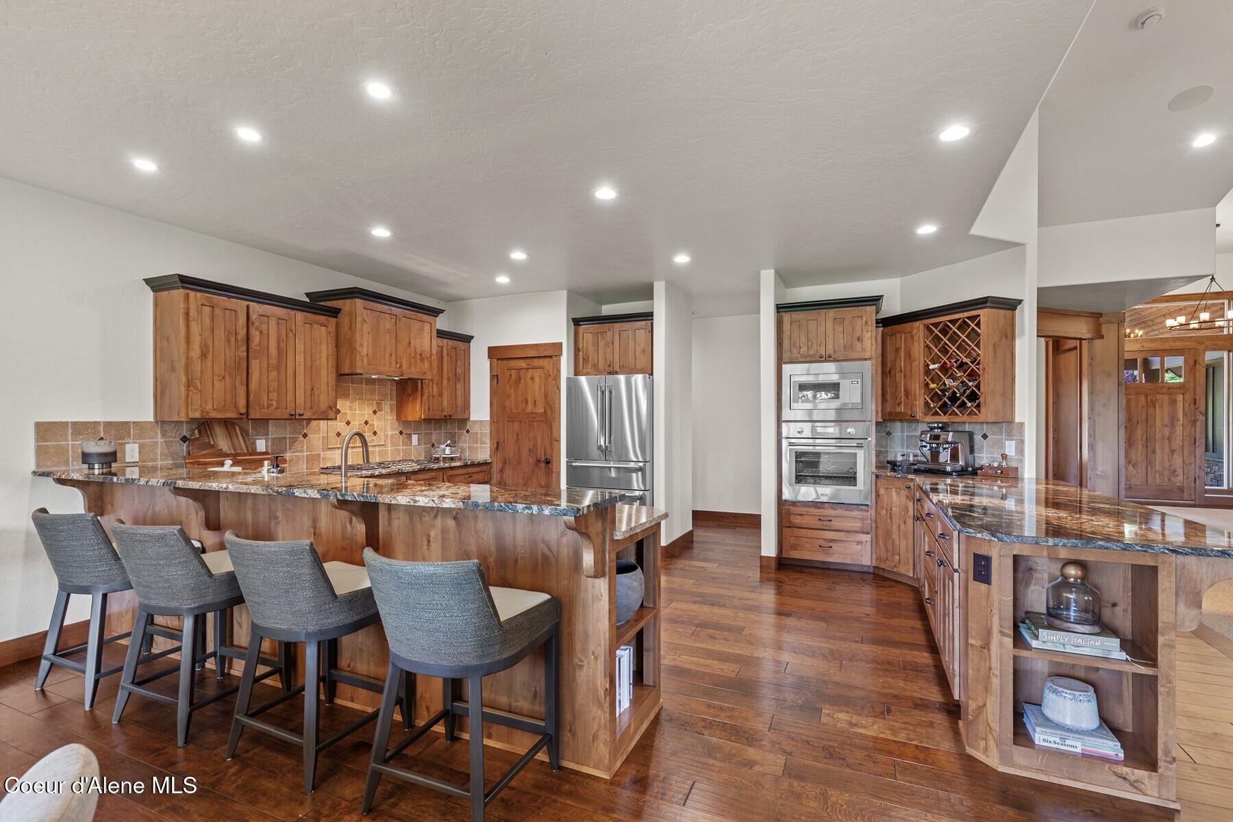 Image 3: Granite Island Bar Seating