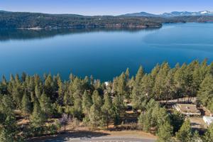8004 E Coeur d'Alene Lake Drive