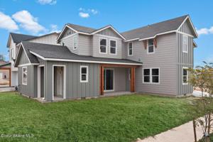 682 University Park