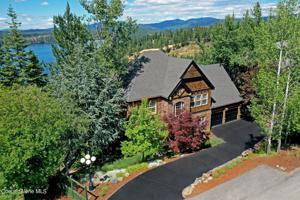 3739 E Lookout Dr